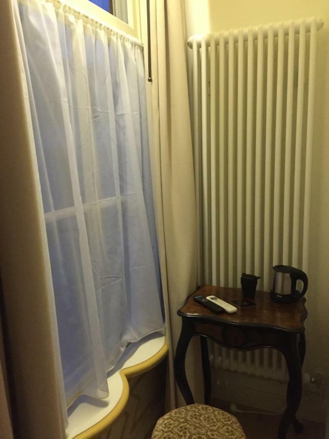 De Gulden Waagen Hotell Nijmegen Exteriör bild